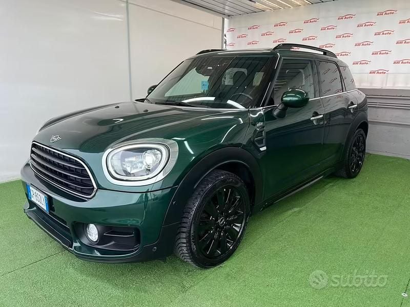 Usado Mini Countryman 150 CV (110 kW) 2018 Verde SUV