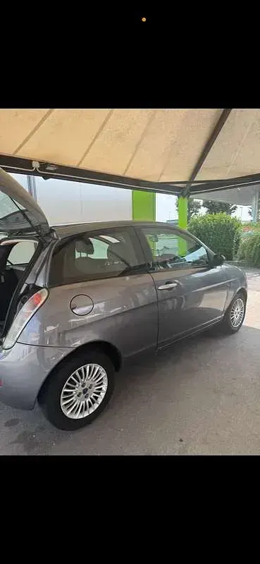 Usata Lancia Ypsilon 60 CV (44 kW) 2007 Utilitaria
