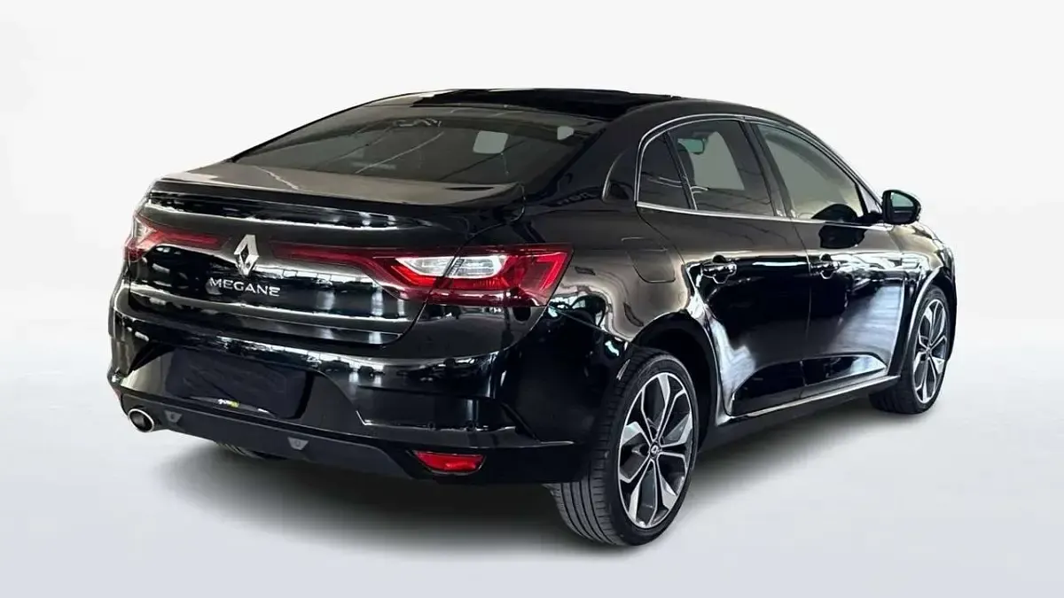 Usata Renault Mégane IV Intens 131 CV (96 kW) 2018 Nero Coupé