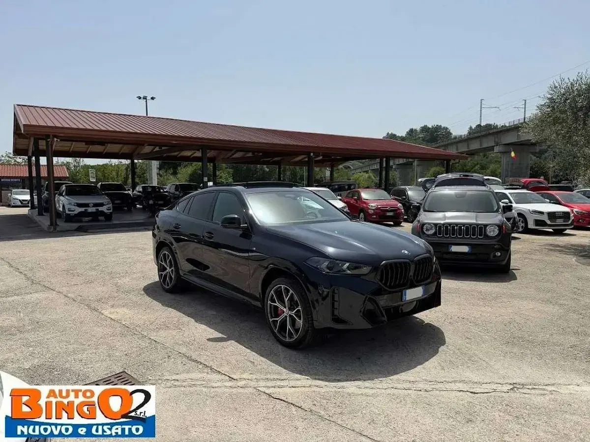 Usata BMW X6 M Sport 352 CV (258 kW) 2025 Blu/azzurro SUV