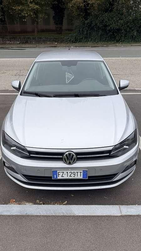 Usata 2019 VW Polo Comfortline Tre volumi | 13.900 € (Cara) - Immagine 1/4