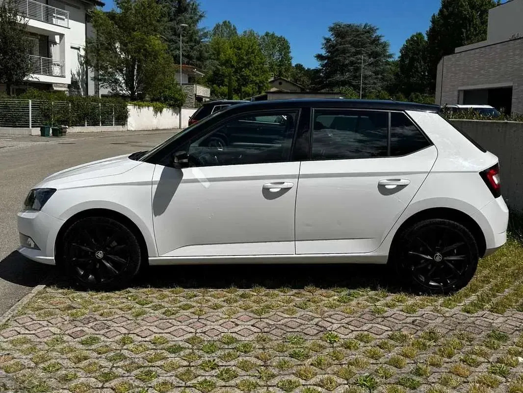 Occasion Skoda Fabia Ambition 75 PK (55 kW) 2016 Wit Sedan