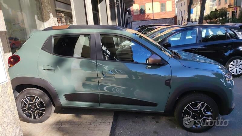 Usata Dacia Spring 18 kW (25 CV) 2023 Verde Utilitaria