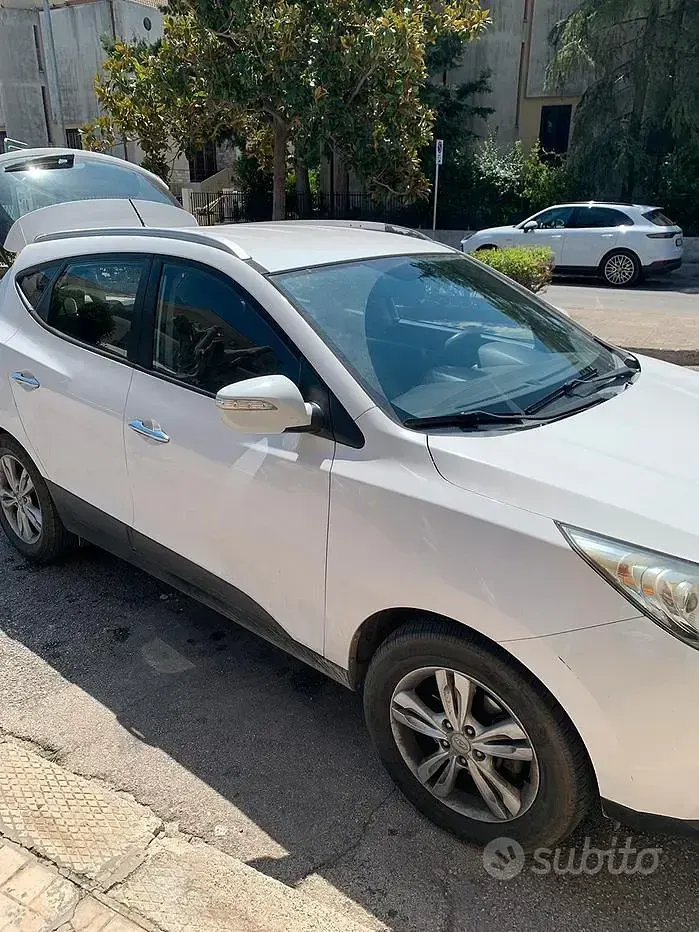 Usata Hyundai ix35 135 CV (99 kW) 2011 Bianco SUV