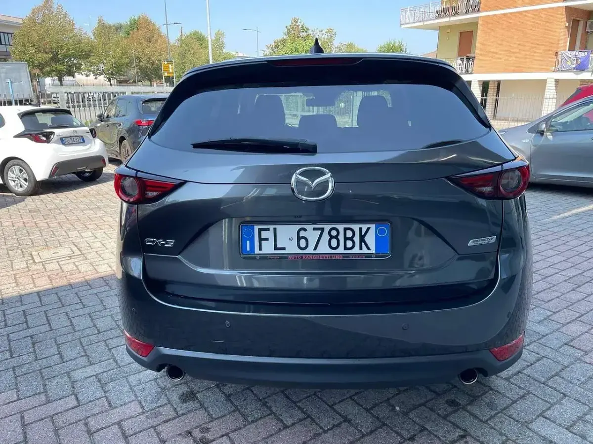 Usata Mazda CX-5 Evolve 165 CV (121 kW) 2017 Machine grey SUV