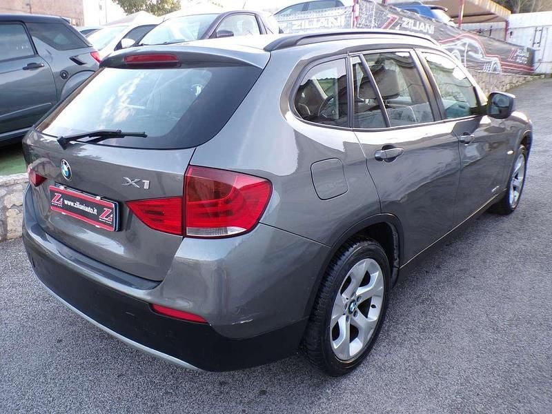 Usata BMW X1 143 CV (105 kW) 2011 Grigio SUV