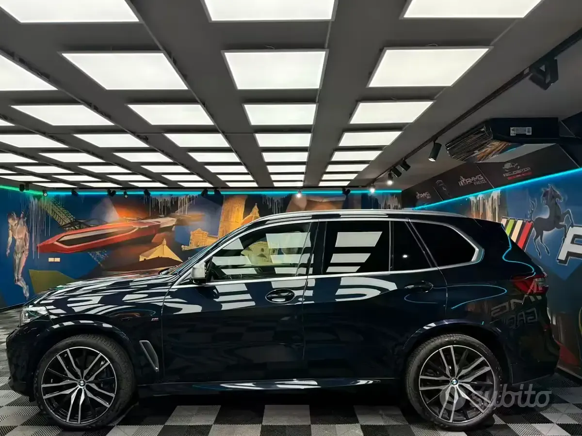 Usata BMW X5 M50 Efficient Dynamics 400 CV (294 kW) 2020 Blu SUV
