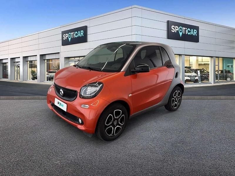 Arancione Usata 2018 Smart ForTwo Coupé Passion Utilitaria | 15.450 € (Cara) - Immagine 1/4