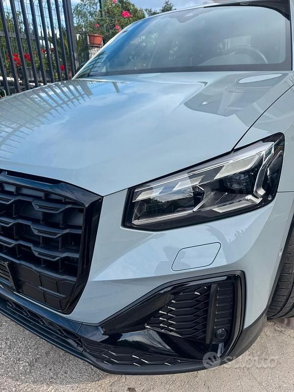 Usata Audi Q2 Ambiente 116 CV (85 kW) 2023 Grigio SUV