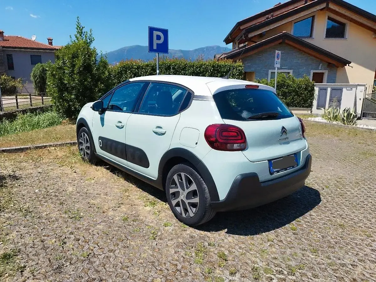 Usata Citroën C3 PureTech 82 CV (60 kW) 2017 Verde Berlina