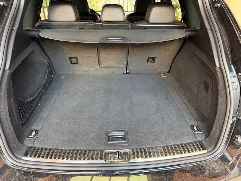 Usata Porsche Cayenne 245 CV (180 kW) 2012 Nero SUV