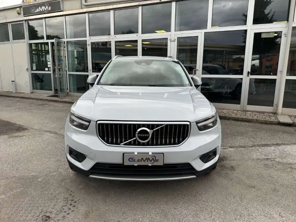 Usata Volvo XC40 129 CV (94 kW) 2022 Grigio SUV
