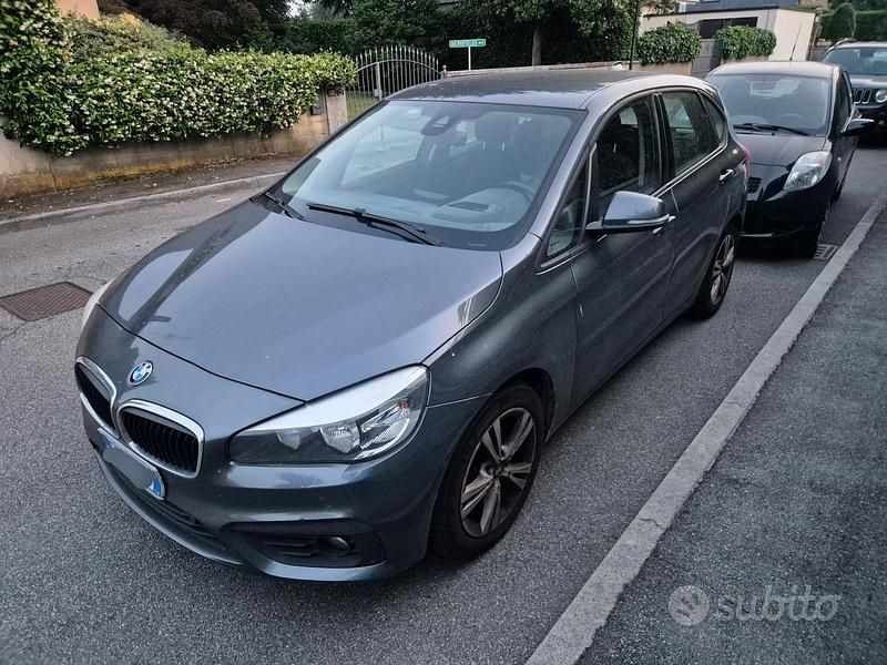 Usata BMW 216 109 CV (80 kW) 2018 Grigio Monovolume