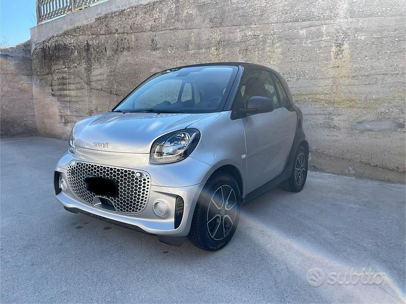 Usata Smart ForTwo Electric Drive 60 kW (82 CV) 2021 Grigio Utilitaria