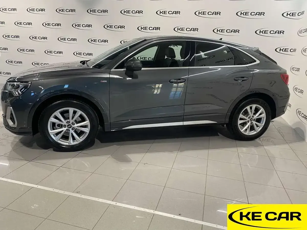 Usata Audi Q3 Sportback S-Line 150 CV (110 kW) 2024 Grigio SUV