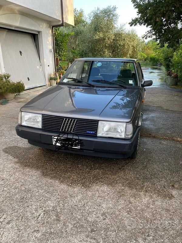 Usata Fiat Regata 68 CV (50 kW) 1985 Grigio Berlina
