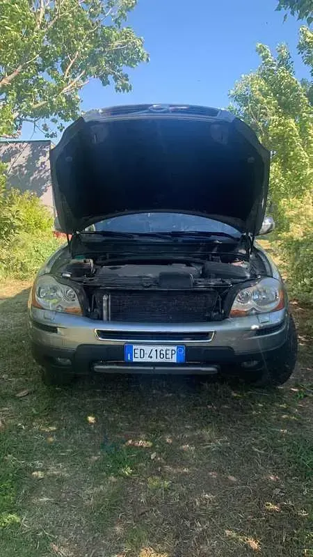 Usata Volvo XC90 185 CV (136 kW) 2010 Argento SUV