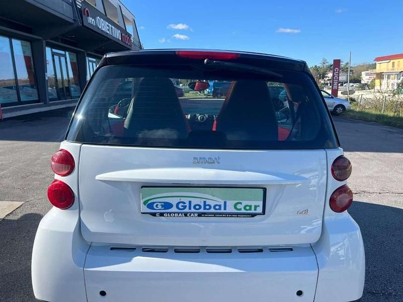 Usata Smart ForTwo Coupé Passion 41 CV (30 kW) 2010 Bianco Coupé