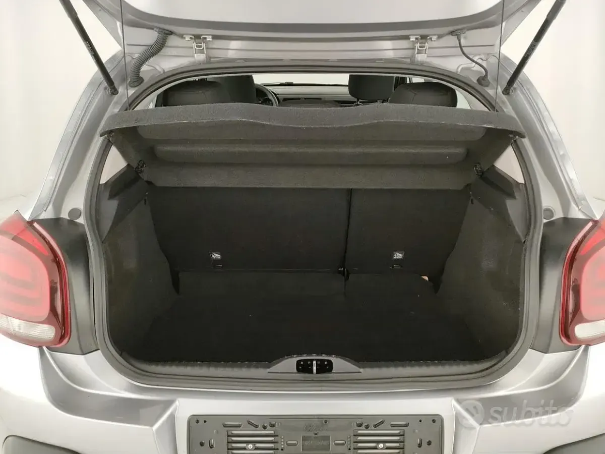 Usata Citroën C3 PureTech 83 CV (61 kW) 2024 Grigio Monovolume