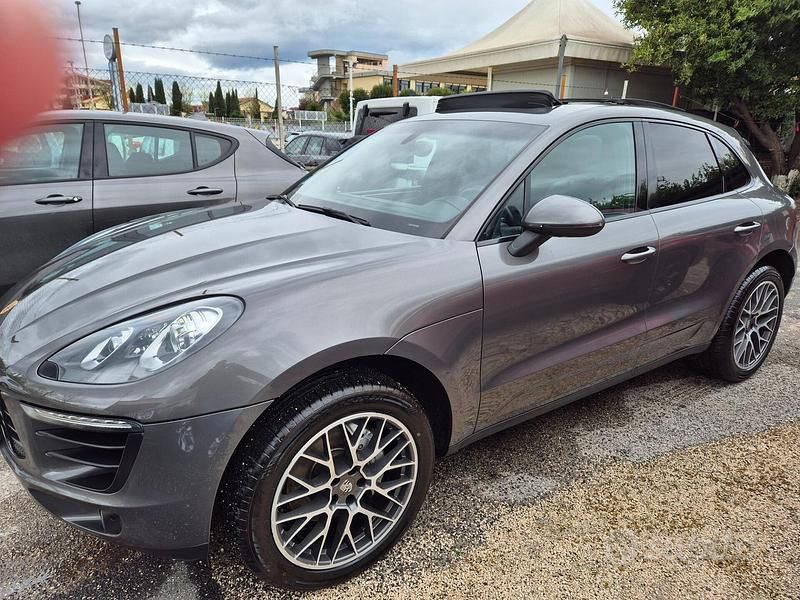 Usata Porsche Macan 250 CV (183 kW) 2015 Grigio SUV
