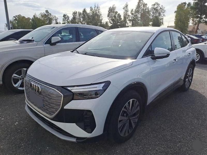 Usata Audi Q4 e-tron 210 kW (286 CV) 2024 Bianco SUV