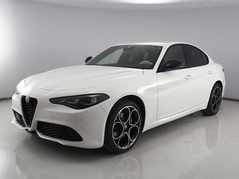 Bianco alfa Usata 2024 Alfa Romeo Giulia Veloce Tre volumi | 51.400 € (Buon prezzo) - Immagine 1/4
