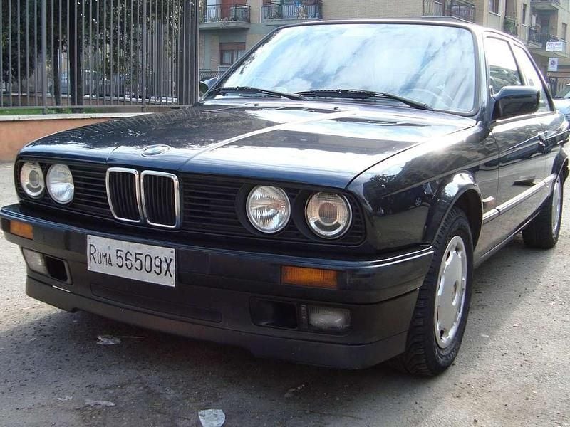 Usata BMW 318 136 CV (100 kW) 1990 Coupé