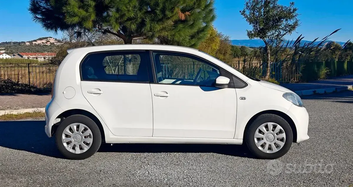 Usata Skoda Citigo G-TEC Active 68 CV (50 kW) 2016 Bianco Utilitaria
