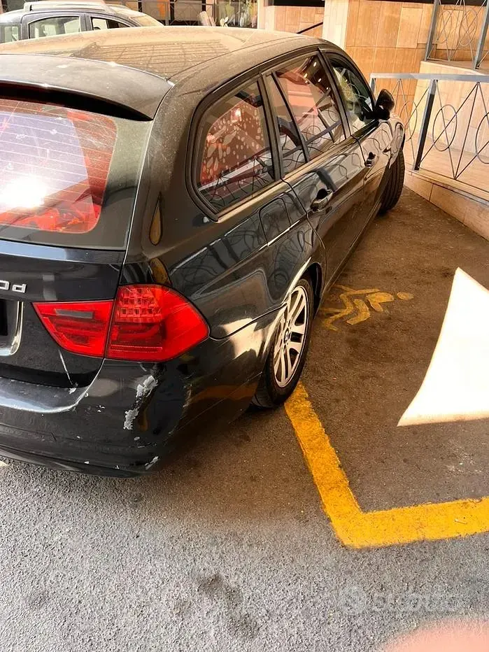 Usata BMW 320 177 CV (130 kW) 2009 Berlina