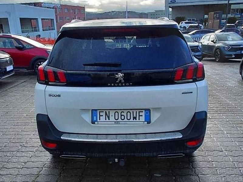 Usata Peugeot 5008 GT-line 131 CV (96 kW) 2018 Bianco SUV