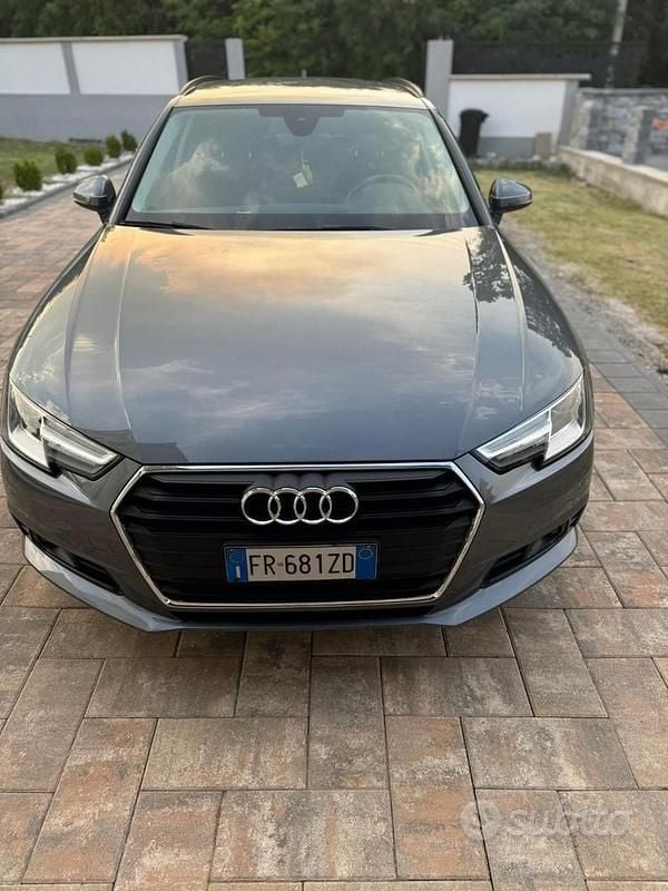 Usata Audi A4 190 CV (139 kW) 2018 Grigio Station wagon