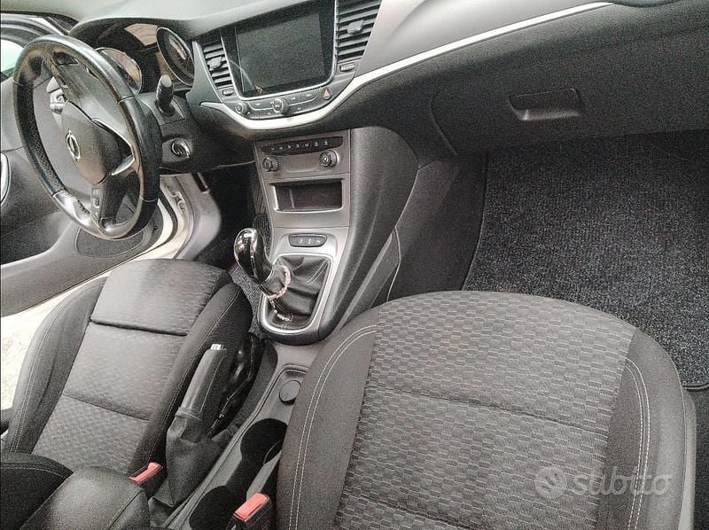 Usata Opel Astra Business 110 CV (80 kW) 2017 Bianco Station wagon