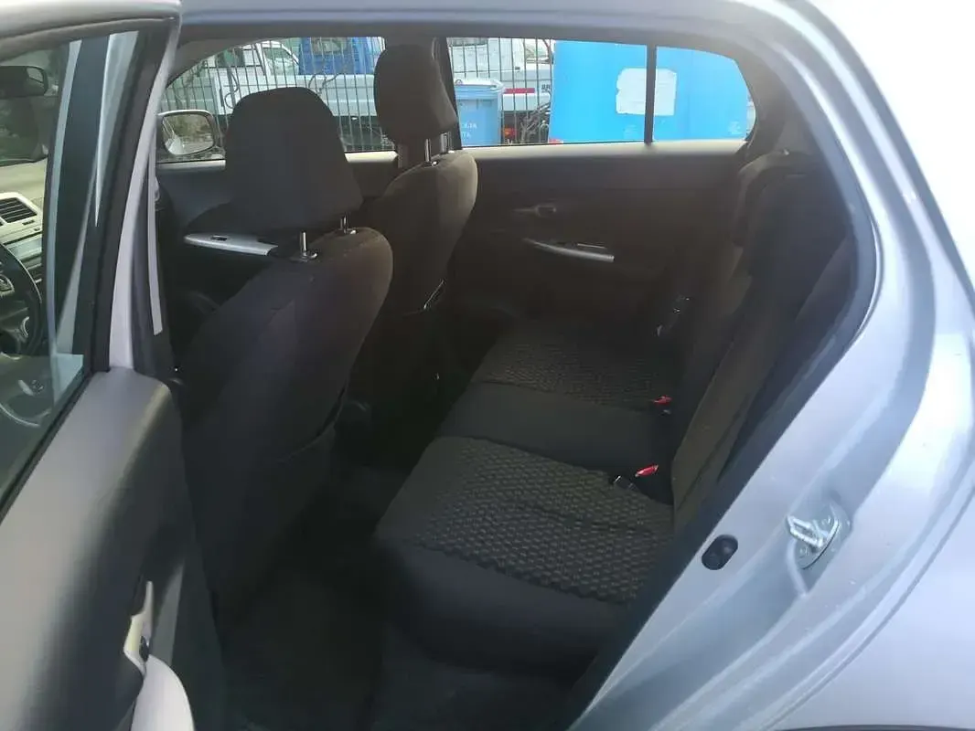 Usata Toyota Urban Cruiser Sol 90 CV (66 kW) 2010 Utilitaria