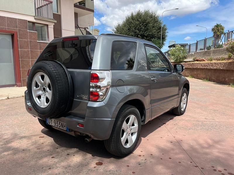 Usata Suzuki Grand Vitara 129 CV (94 kW) 2009 Grigio SUV