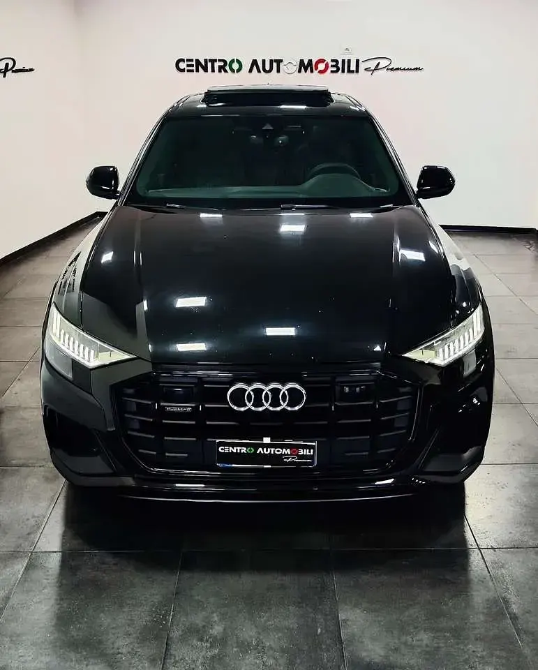 Usata Audi Q8 S-Line 286 CV (210 kW) 2023 Nero SUV