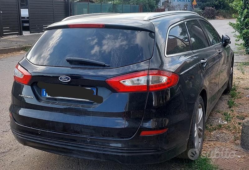 Usata Ford Mondeo 150 CV (110 kW) 2016 Nero Station wagon