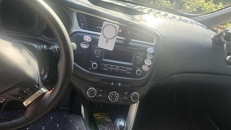 Usata Kia Ceed Active 115 CV (84 kW) 2016 Bianco Utilitaria