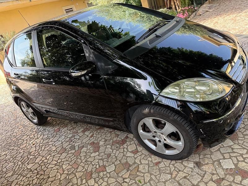 Usata Mercedes A200 140 CV (102 kW) 2005 Nero Berlina