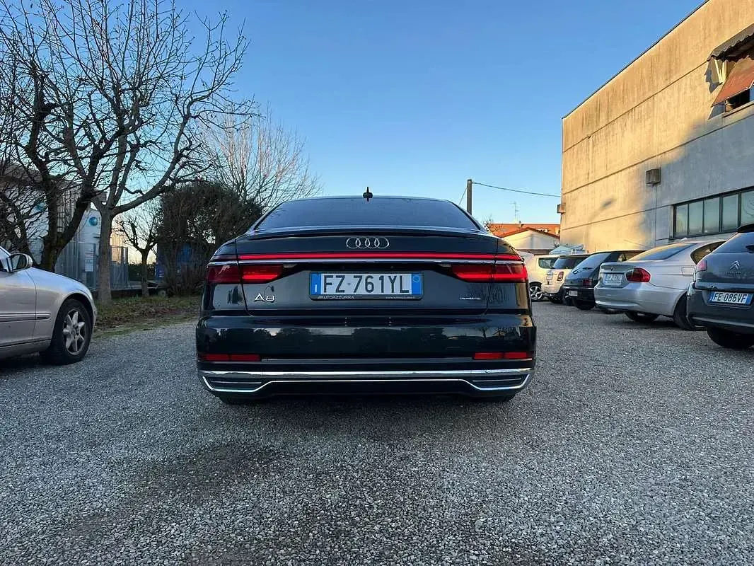 Usata Audi A8 Ambiente 286 CV (210 kW) 2020 Nero Berlina
