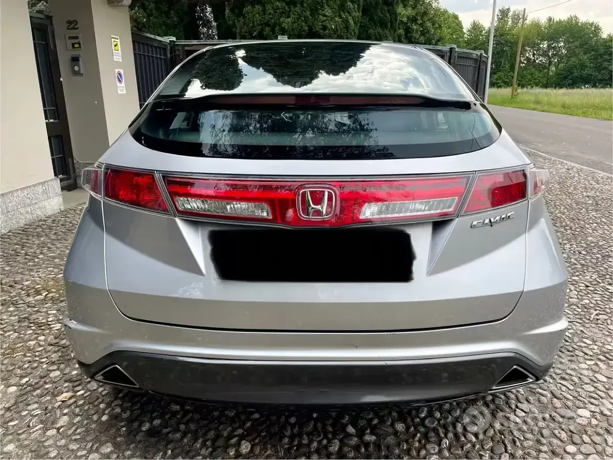 Usata Honda Civic Elegance 99 CV (72 kW) 2009 Grigio Berlina