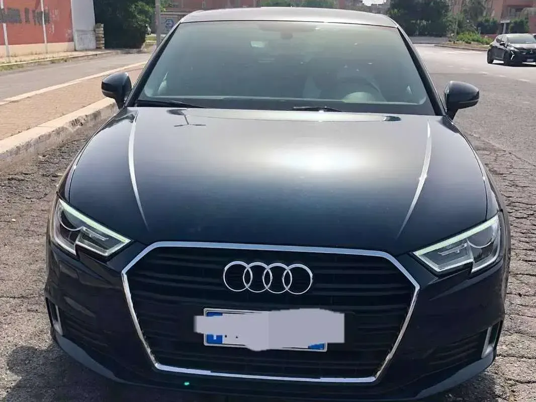 Usata Audi A3 Sport 116 CV (85 kW) 2018 Blu/azzurro Berlina