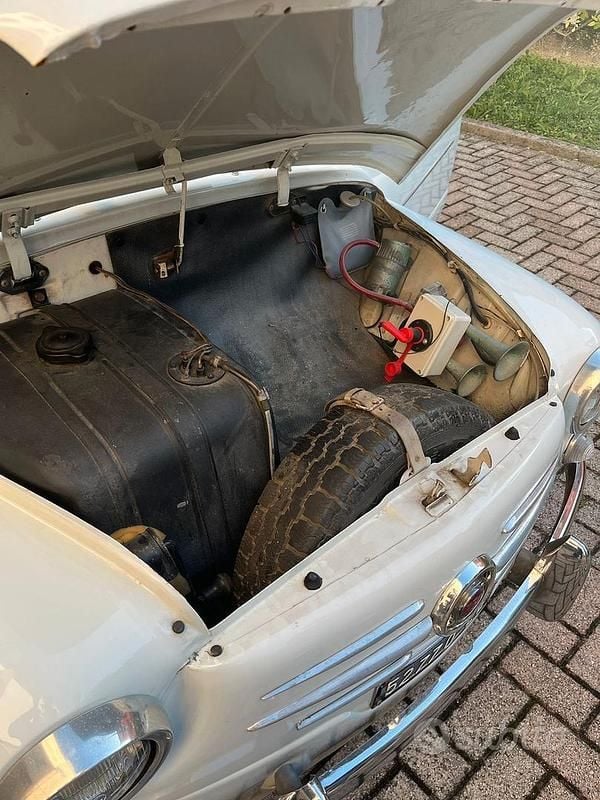 Usata Fiat 600 1960 Bianco Utilitaria