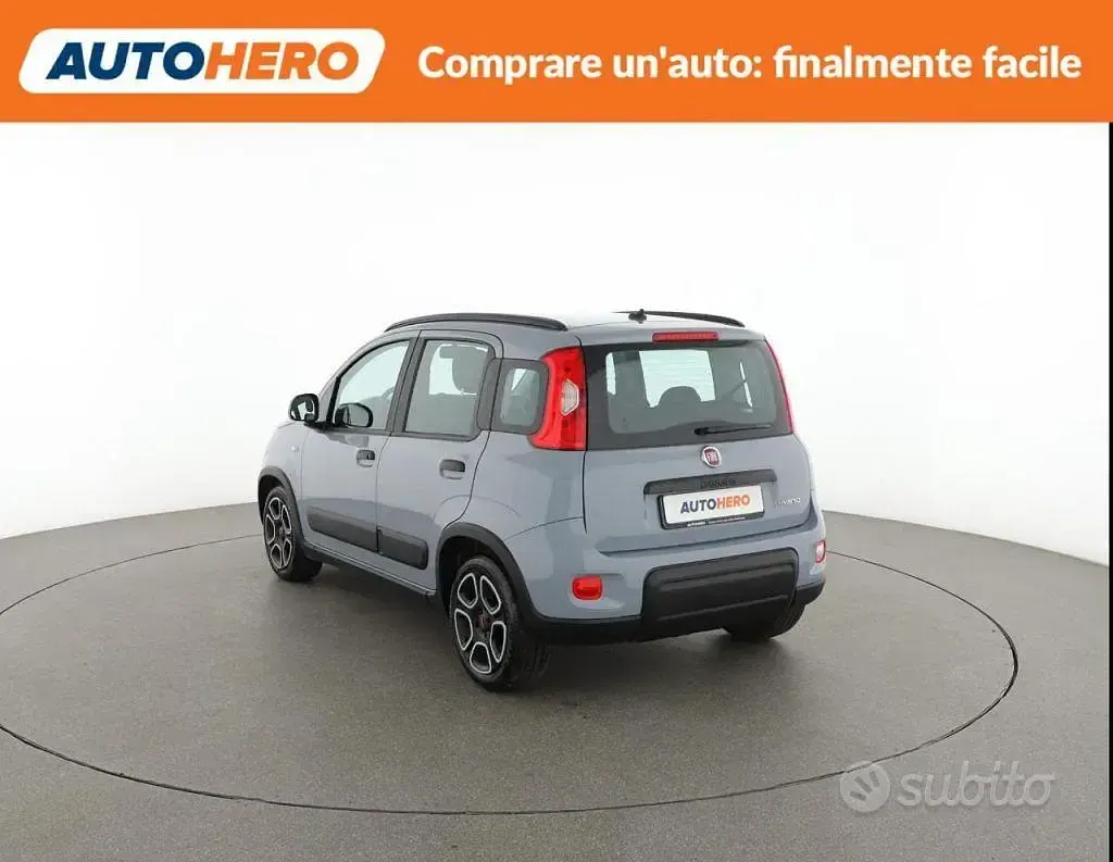 Usata Fiat Panda 69 CV (50 kW) 2022 Grigio Utilitaria