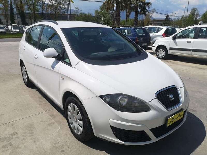Usata Seat Altea Reference 90 CV (66 kW) 2013 Bianco Monovolume