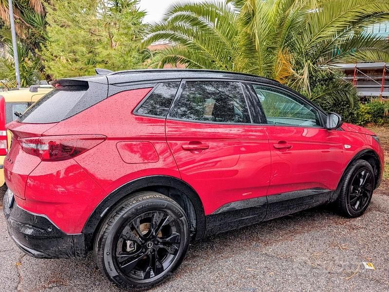 Usata Opel Grandland X Ultimate 131 CV (96 kW) 2023 Rosso SUV