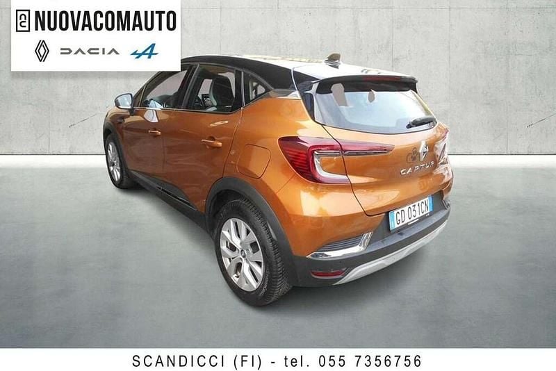 Usata Renault Captur Intens 160 CV (117 kW) 2020 Arancione SUV