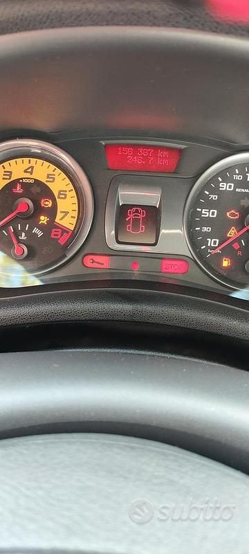 Usata Renault Clio II R.S. 200 CV (147 kW) 2009 Bianco Berlina