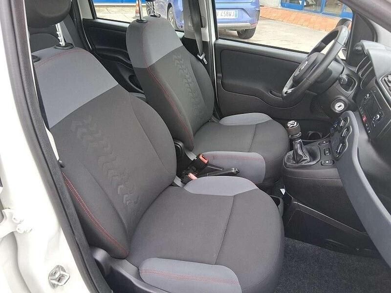 Usata Fiat Panda Easy 69 CV (50 kW) 2018 Bianco Berlina