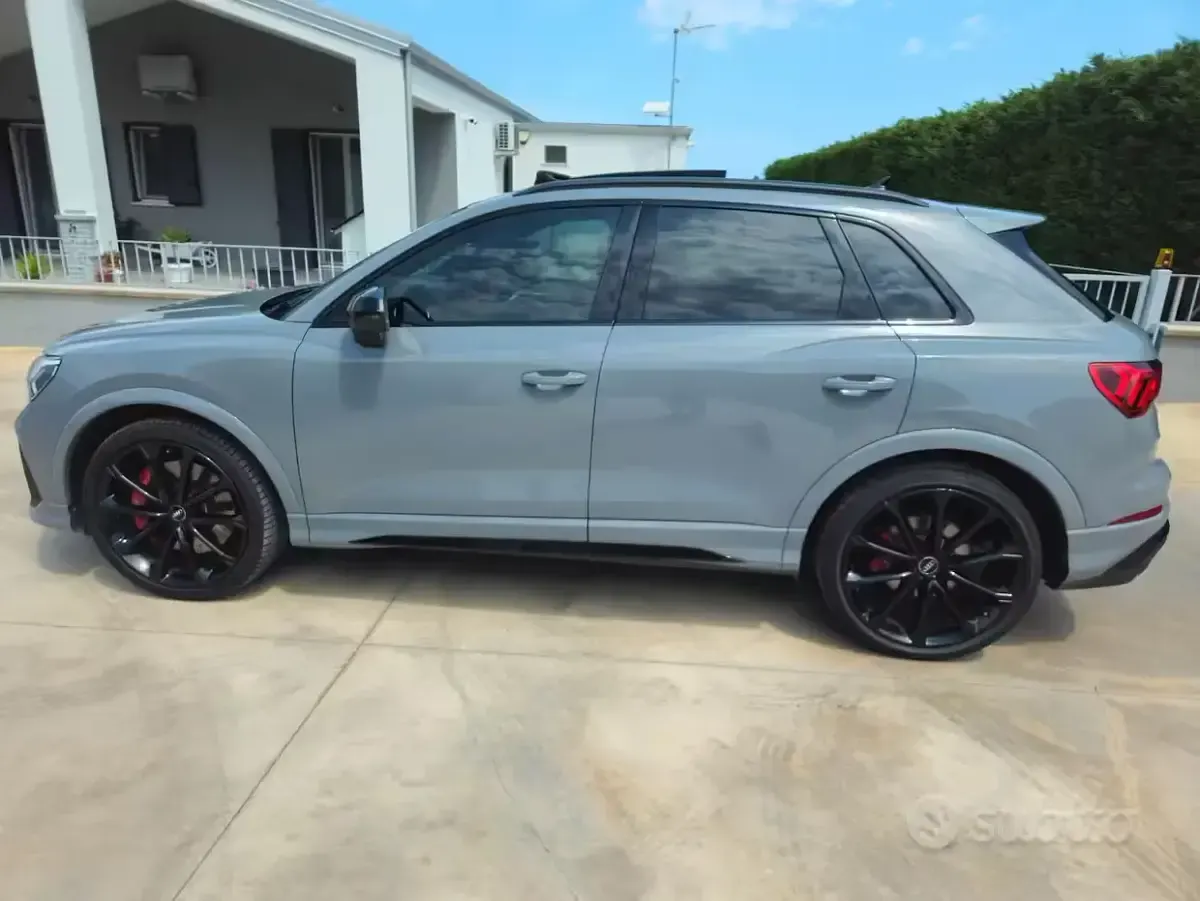 Usata Audi RS Q3 Ambiente 400 CV (294 kW) 2020 Grigio SUV