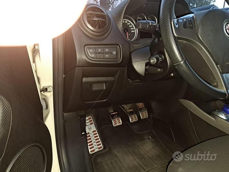 Usata Alfa Romeo MiTo Progression 105 CV (77 kW) 2011 Utilitaria